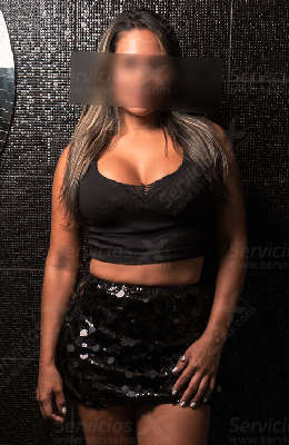 Chicas - Kim - Chicas - Las Palmas de G.C.  - Mesa y López  - Soy Kim, una colombiana de 30 años con un magnetismo único y una presencia que cautiva. Conmigo podrás ir eventos sociales, veladas íntimas o escapadas inolvidables, siempre con un estilo ...