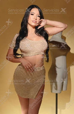 Girls - Michelle - Girls - Las Palmas de G.C. - Hi, love! I'm Michelle, a captivating 25-year-old Colombian with the perfect blend of elegance, sensuality, and charisma. 💫 My radiant smile and infectious energy will envelop you in an experie...