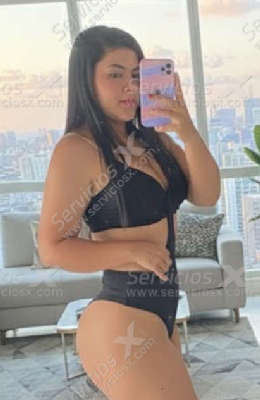 Chicas - Valentina - Chicas - Las Palmas de G.C.  - Mesa y López  - ¡Hola, mi amor! Soy Valentina, una colombiana de 22 años que llegó con el aroma del café de la mañana y el calor de la noche de Cali en la ...