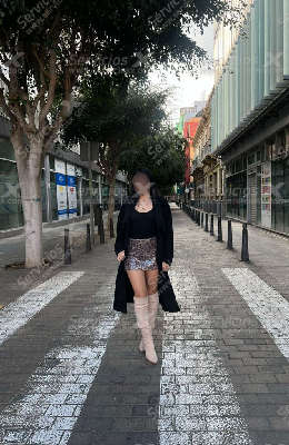 Chicas - Cristal - Chicas - Telde - La Garita - Soy Cristal, una joven de 20 años con muchísimas ganas de disfrutar y conocer gente interesante. Me considero una chica cercana, dulce y con una energía positiva que se contagia ...